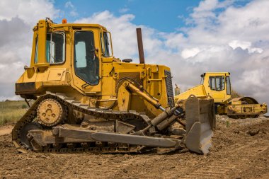 Yol onarım işlerinde uzmanlaşmış makineler
