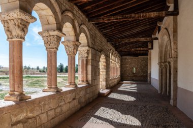 Duraton Nuestra Seora de la Asuncin Kilisesi, Segovia, 12. yüzyıl (İspanya))