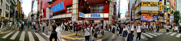 Einkaufstour Ikebukuro Tokio Panoramaaufnahme — стокове фото