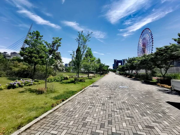 Odaiba 'da Parkanlage (Tokio)