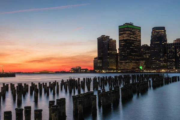 Vista Della Città Notturna Tramonto Luci Luminose Grattacieli Vista Sulla — Foto Stock