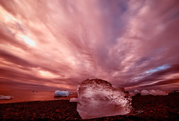 Témpanos Hielo Orilla Flotando Agua Atardecer Islandia —  Fotos de Stock