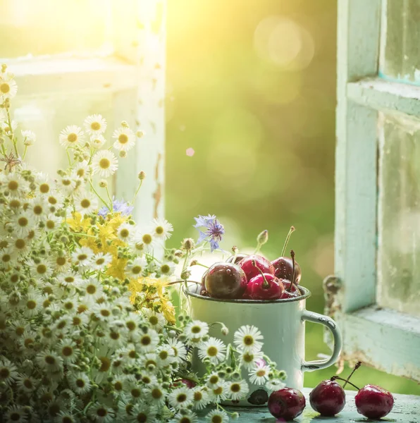 Summer Simple Still Life Sweet Cherry Iron Mug Old Window — Stock Photo, Image