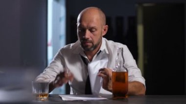 İşadamı alıcı bildirim hakkında iflas