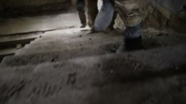 Ordu askerleri ayak Merdiven tırmanma closeup