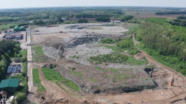 Aerial view of huge city garbage dump — Stock Video