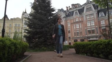 Cesur kadın hırsız karşı kendini savunmak