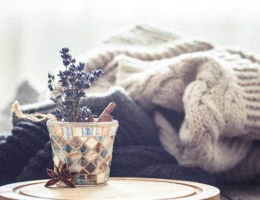 Oturma odası, metin için yer iç ahşap zemin üzerine örme kazak