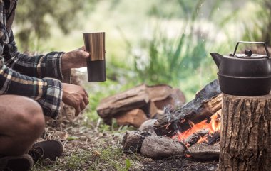 adam yangın niteliğine turistik tesisler ile kamp kavramı