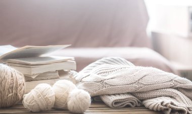 oturma odası, ev konfor kavramını bir dekor ile rahat sıcak natürmort