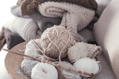 Antika ahşap konuşmacı ve konu için örgü şeklinde bir