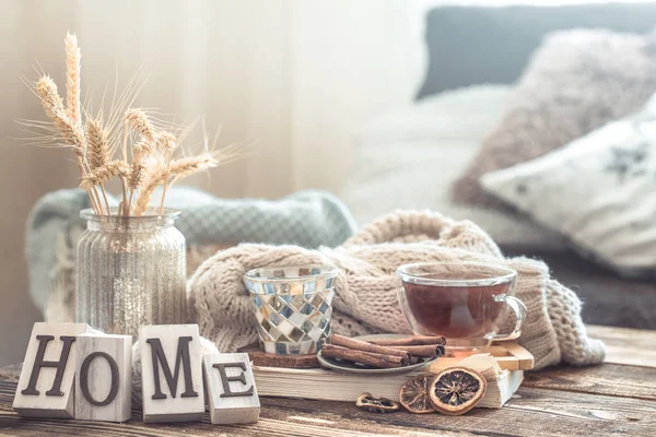 Still life details of home interior on a wooden table — Stock Photo, Image