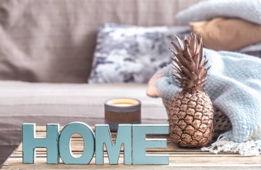 ananas tablo ile ev iç