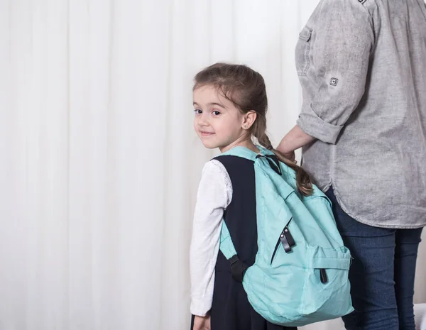 Parent et élève du primaire vont de pair — Photo