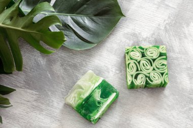 Düz yatıyordu doğal parlak güzel kozmetik el yapımı sabun.