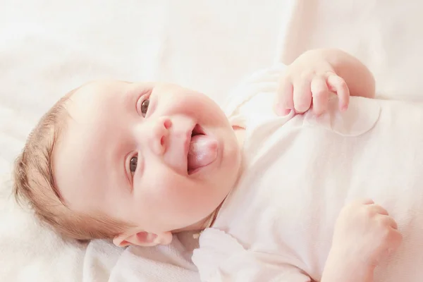 Bebé Manos Madre Interior Fondo Enfoque Suave — Foto de Stock