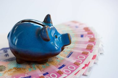 Kumbaralı 200 hryvnianın geçmişi, iş konsepti.