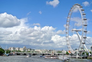 Londra, Birleşik Krallık - 2 Temmuz 2016: London Eye