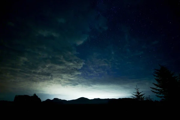 夜の空と雲 — ストック写真