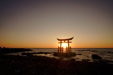 Torii deniz Japonya'da