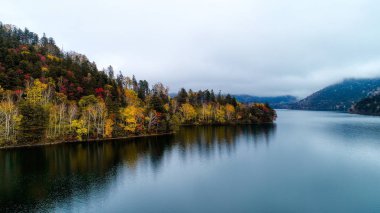 Hokkaido'da göl shikaribetu