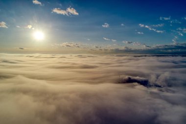 deniz bulut ve gündoğumu