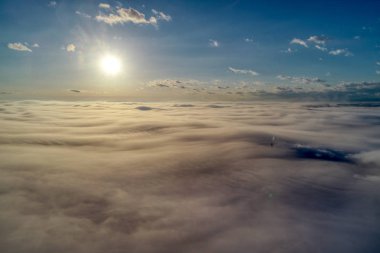 deniz bulut ve gündoğumu