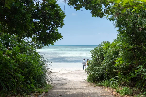 Estrada Para Praia Okinawa — Fotografia de Stock