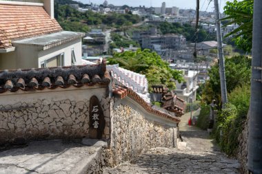 Arnavut kaldırımlı yol Okinawa