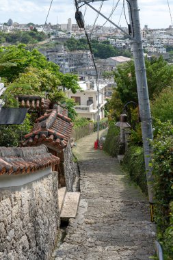 Arnavut kaldırımlı yol Okinawa
