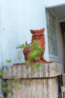 okinawa Japonya'da heykeli