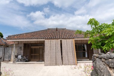 okinawa adasında taketomi