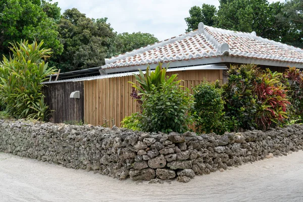 okinawa adasında taketomi