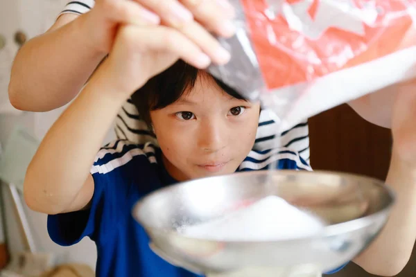 Menino Cozinha Japão — Fotografia de Stock