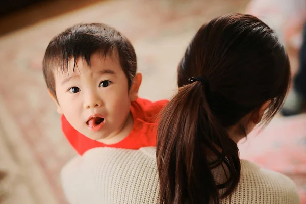 Bebê Mãe Japão — Fotografia de Stock