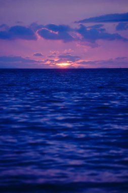 erken sabah perple dalga