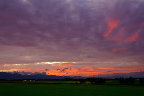 Paesaggio Nel Cielo Del Tramonto — Foto Stock