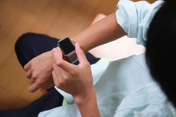 Young Man Smartwatch Japan — Stock Photo, Image