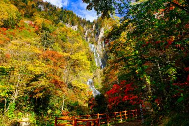Hokkaido 'daki Hagoromo Şelalesi