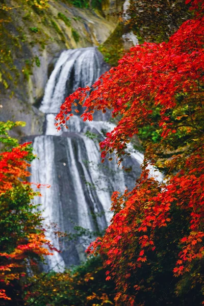 Hokkaido 'daki Hagoromo Şelalesi