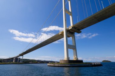 Hakucho Muroran 'da büyük bir köprü