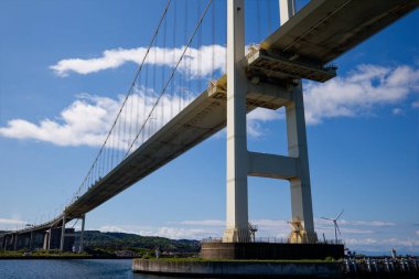 Hakucho Muroran 'da büyük bir köprü