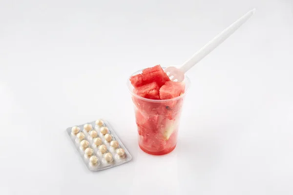 Vattenmelon Bitar Plast Glas Blisterförpackning Med Tabletter — Stockfoto