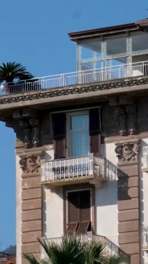 Golfo dei Poeti Cruise Terminal, La Spezia, İtalya şehir manzaralı liman ve renkli evler, Riomaggiore, Cinque Terre, La Spezia, Liguria, İtalya, Avrupa. Yüksek kalite 4k görüntü