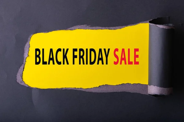 Černý Natržený Papír Des Scription Black Pátek Den Prodej Žlutém — Stock fotografie