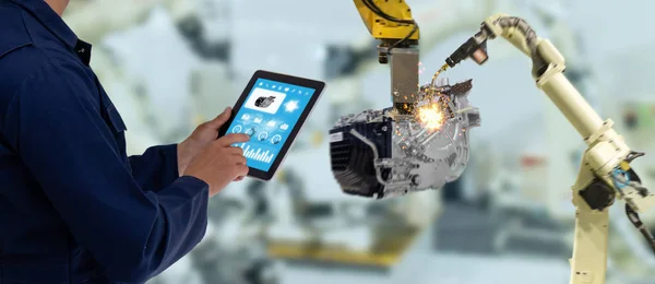 Iot Industrie Konzept Wirtschaftsingenieur Mit Software Augmented Virtual Reality Tablette — Stockfoto