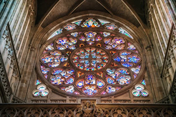 St. Vitus Katedrali, Roma Katolik Büyükşehir Katedrali Prag Prag, Çek Cumhuriyeti, 4 Ekim 2018: iç detay