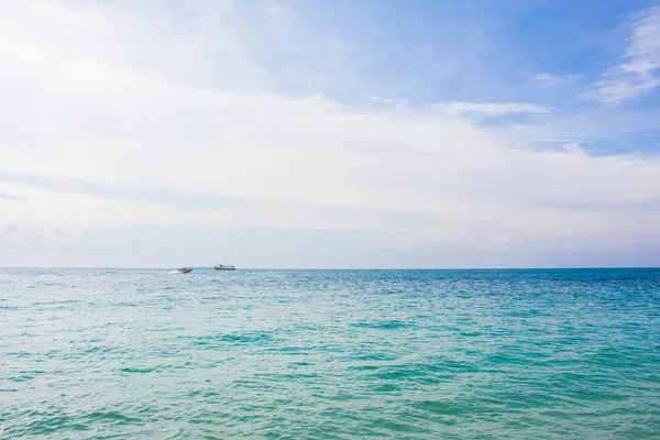 Sky and sea in the evening.