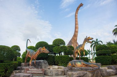 Nong Nooch Garden Pattaya'da Dinozor Vadisi.