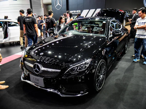 Mercedes Benz C250 på displayen i motor Expo 2017. — Stockfoto